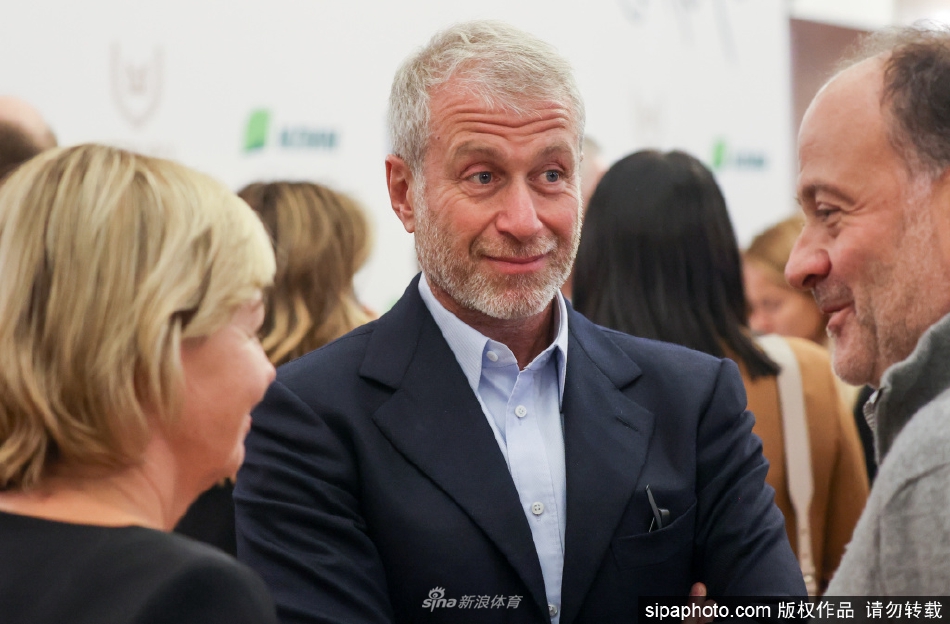 阿布已经收到几份约30亿英镑的收购切尔西报价（阿布收购切尔西价格）