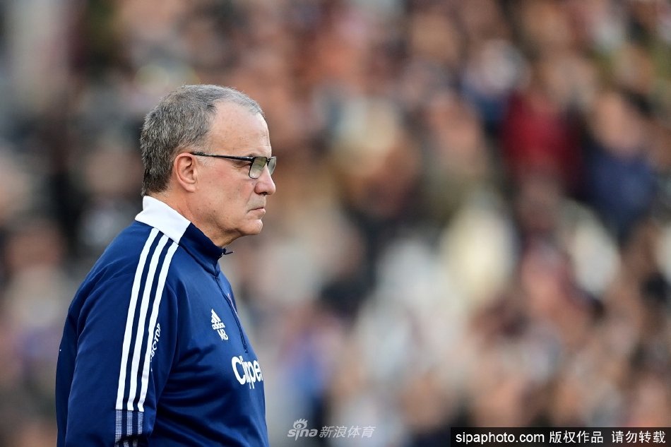 66岁老帅贝尔萨下课（66岁老帅贝尔萨下课视频）