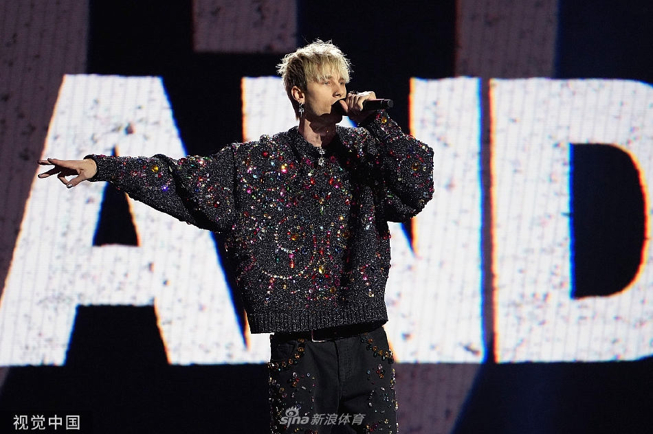 NBA全明星赛现场表演举行