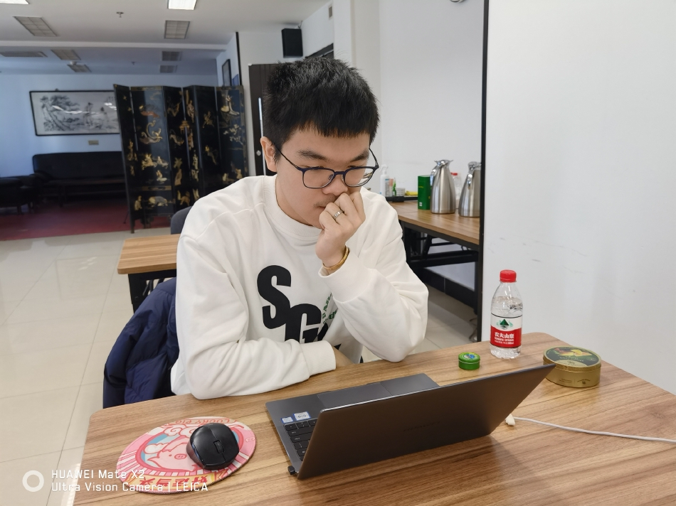 高清-天元赛本赛打响 柯洁等棋手出战（天元赛今天柯洁比赛结果）