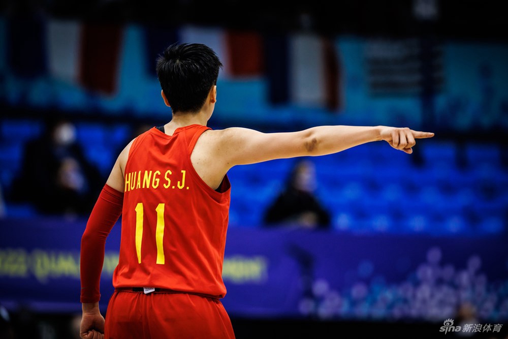 中国女篮103-70法国 3战全胜晋级世界杯（女篮 中国 法国）