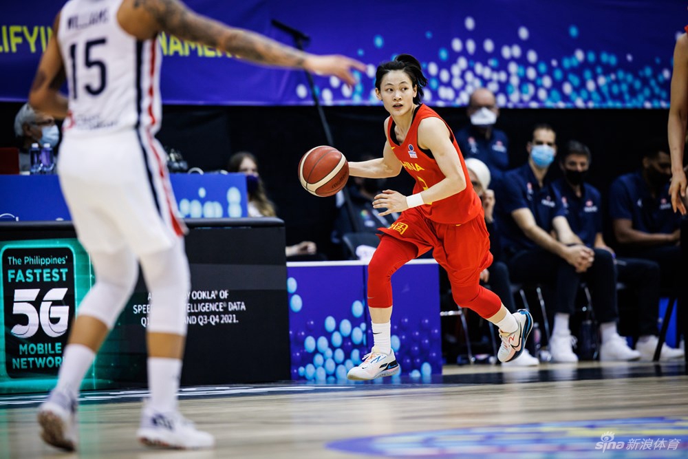 中国女篮103-70法国 3战全胜晋级世界杯（女篮 中国 法国）