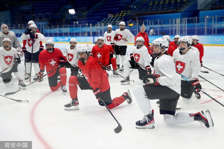 冰球运动员训练备战（冰球运动员训练备战方案）
