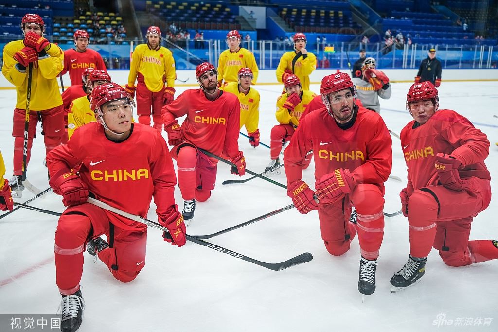 中国男子冰球队冬奥闭环首堂训练课（中国男子冰球队冬奥会）