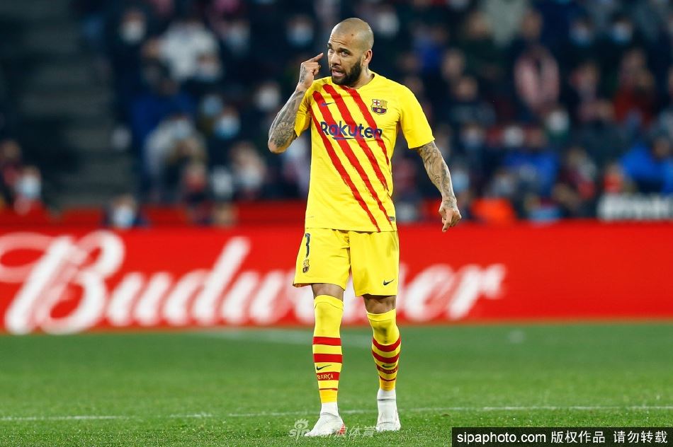 阿尔维斯是西甲出场最多的外国现役球员（阿尔维斯是西甲出场最多的外国现役球员吗）