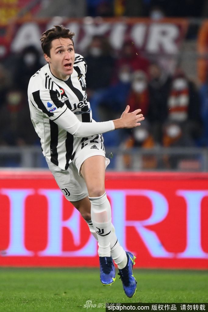 基耶萨左膝十字韧带损伤