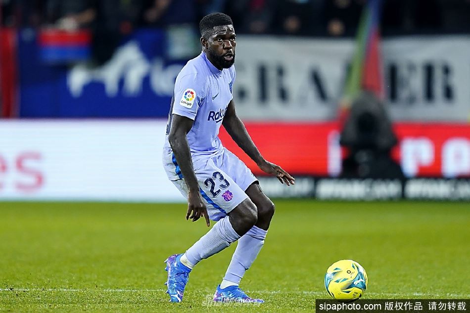 与乌姆蒂蒂降薪续约至2026年（乌姆蒂蒂合同）