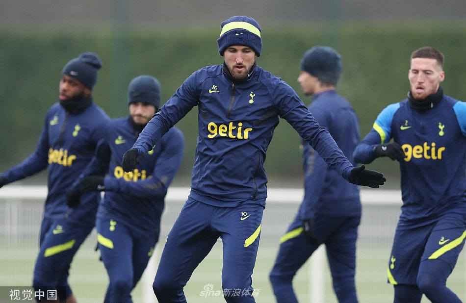 哈里·凯恩领衔 热刺训练备战（热刺凯恩当门将）