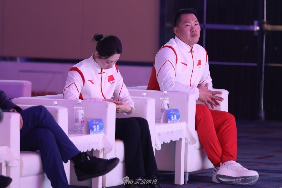 花样滑冰运动员张丹/张昊出席品牌活动 助力2022北京冬奥会（花样滑冰张丹张昊2006）