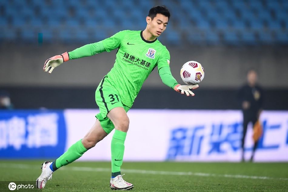 [中超]上海申花3-0河南嵩山（申花 河南）