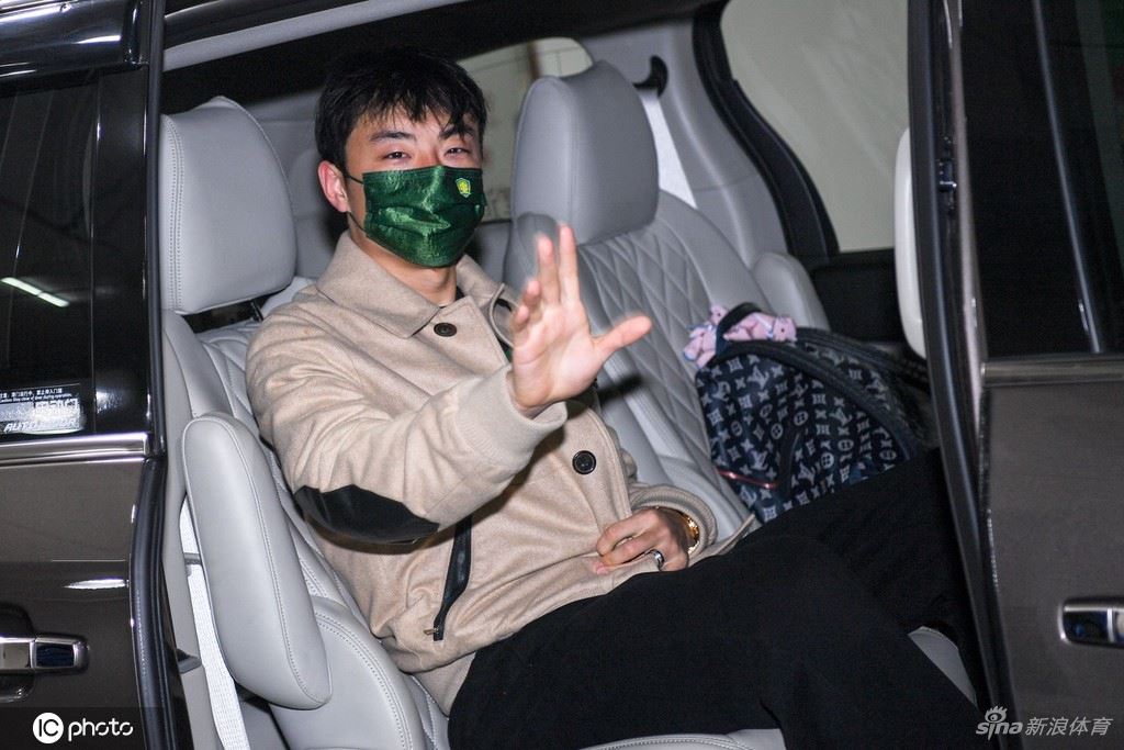 李磊结束国安生涯 告别队友教练（李磊结束国安生涯 告别队友教练视频）