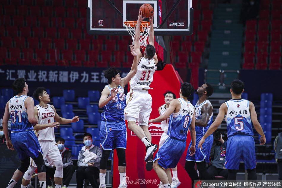 [CBA联赛]新疆伊力王酒102：107负浙江稠州金租（新疆伊力王酒队）