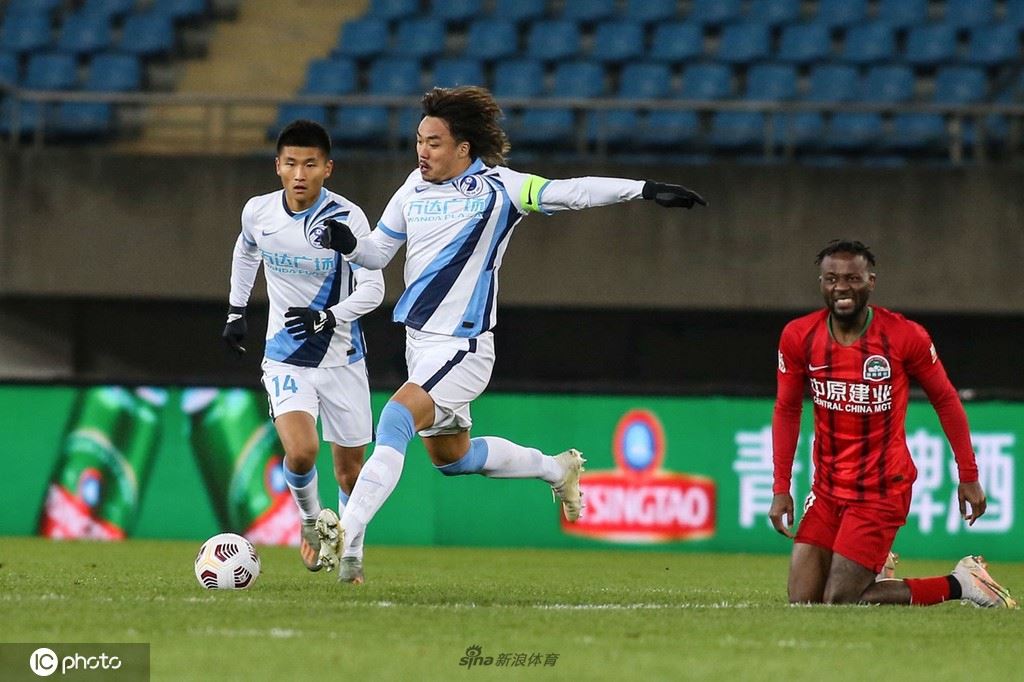 [中超]河南嵩山1-0大连人（中超河南嵩山队）