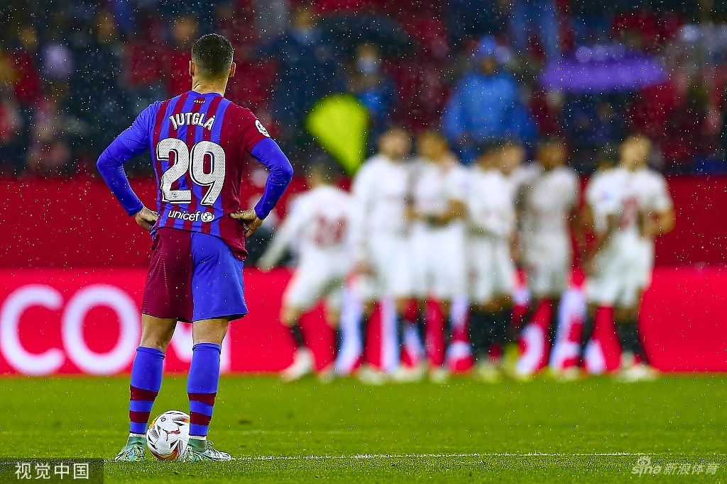 [西甲]塞维利亚1-1巴萨 登贝莱助攻（塞维利亚2:0巴萨）