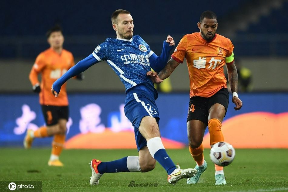 [中超]武汉队1-1河南嵩山龙门（中超联赛河南嵩山龙门）