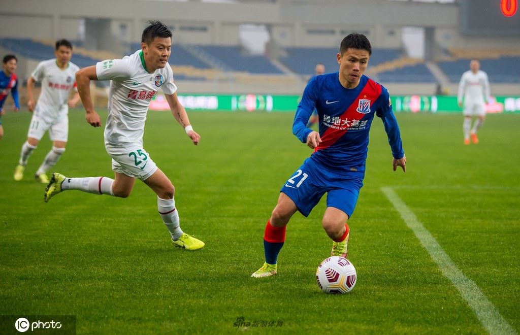 [中超]上海申花3-0青岛 敦比亚独造3球（申花队敦比亚）
