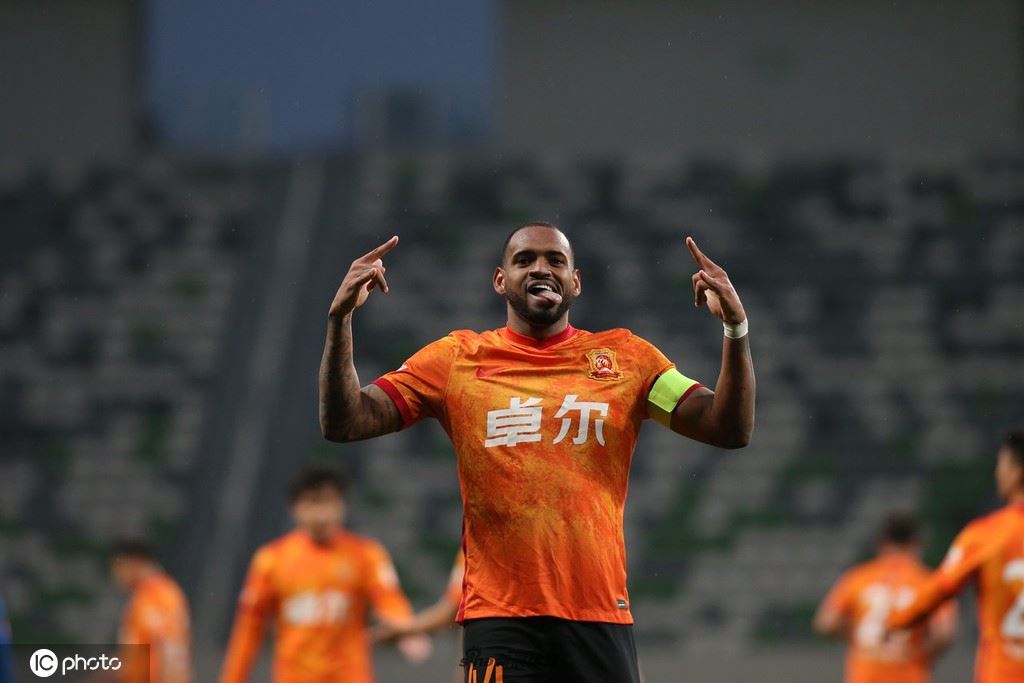 [中超]武汉队4-2沧州雄狮（中超沧州雄狮队是哪个队）