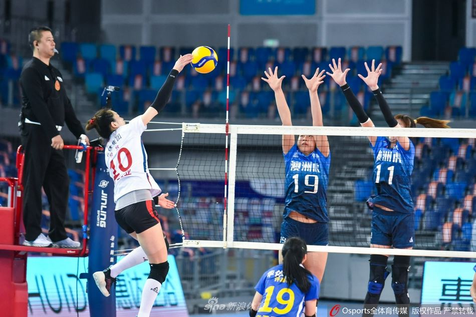 [女排球超级联赛]深圳中塞女排1：3负辽宁华君女排