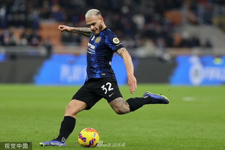 [意甲]国际米兰2-0斯佩齐亚 夺三连胜（国际米兰对斯佩齐亚）