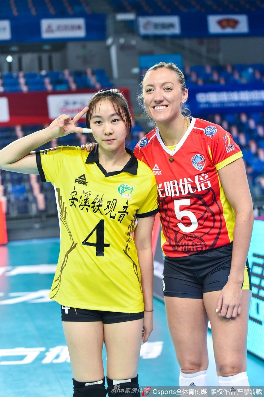 上海女排外援拉尔森让对手变迷妹（上海女排外援拉尔森让对手变迷妹了）