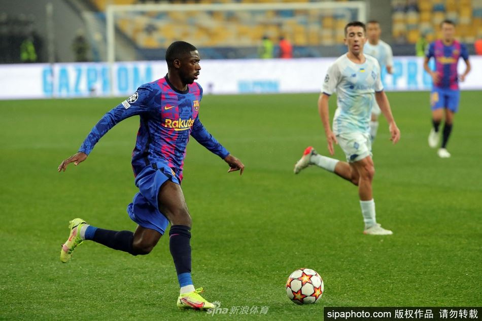 登贝莱团队向巴萨表示要么续约 要么夏窗自由离队（登贝莱还在巴萨吗）