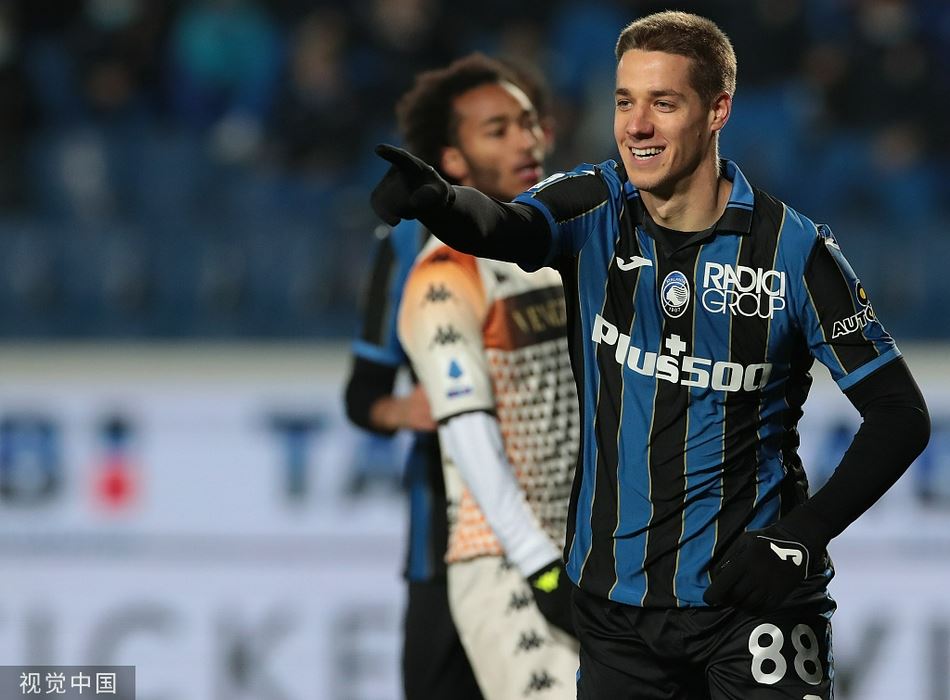 [意甲]帕萨利奇帽子戏法 亚特兰大4-0威尼斯