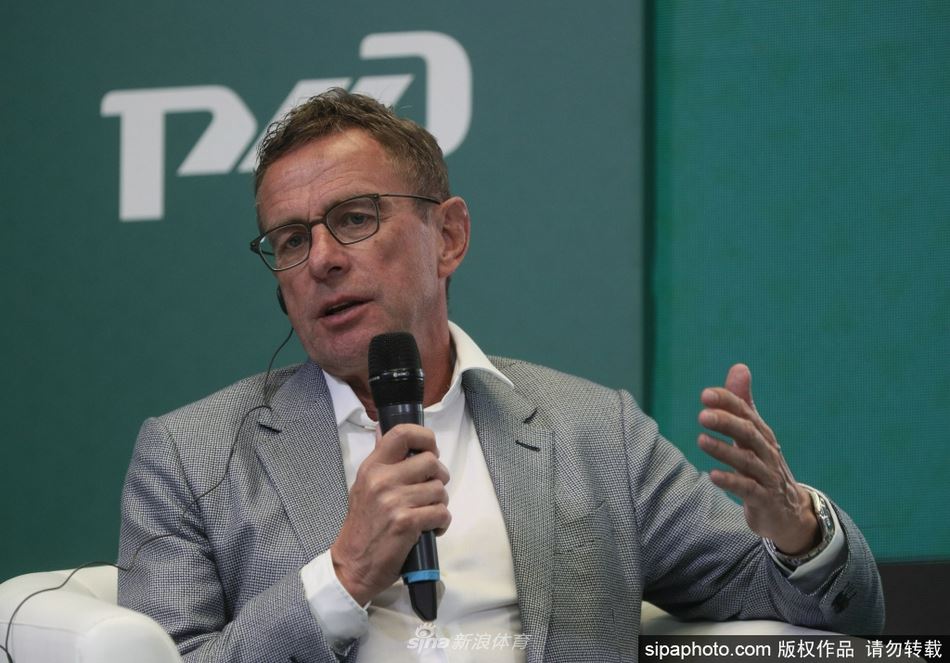 朗尼克将出任曼联临时主帅 赛季结束后转任俱乐部顾问（朗尼克教练）