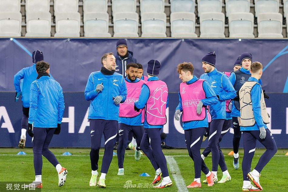 泽尼特训练备战并召开发布会（泽尼特首发）