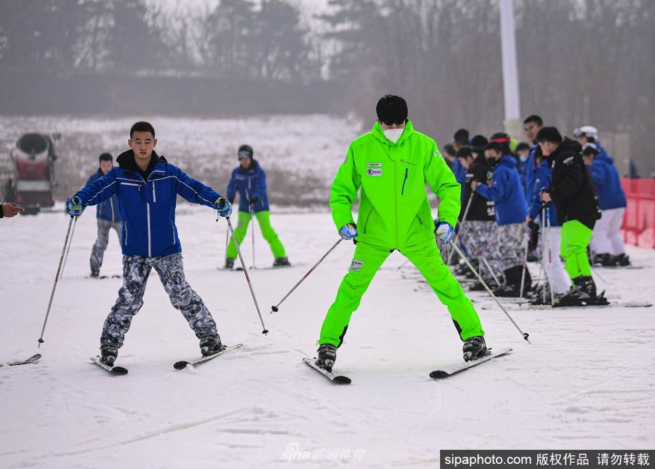 沈阳：滑雪季 开板啦（沈阳滑雪开了吗）