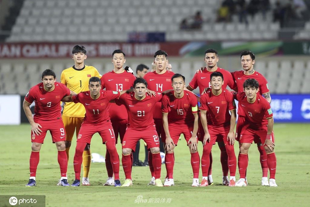 亲测有效！国足四大归化球员同时首发