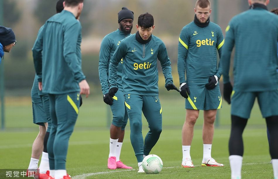 热刺训练 孙兴慜积极备战（热刺队孙兴慜）