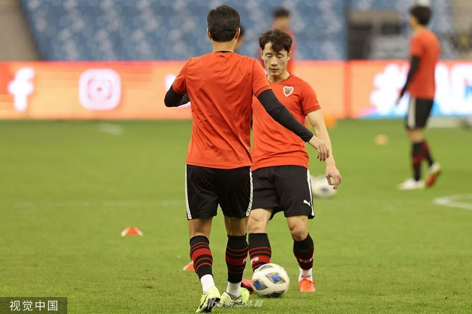 浦项铁人训练备战（浦项铁人对水原）