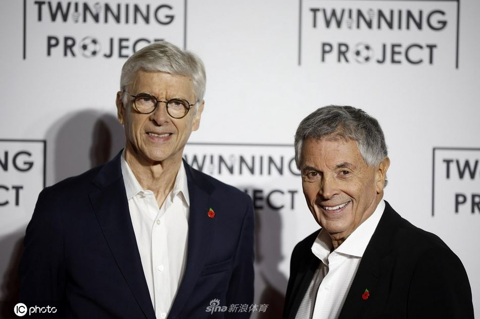 温格与大卫-戴恩举办见面会 众星出席助阵（戴维温伯格）