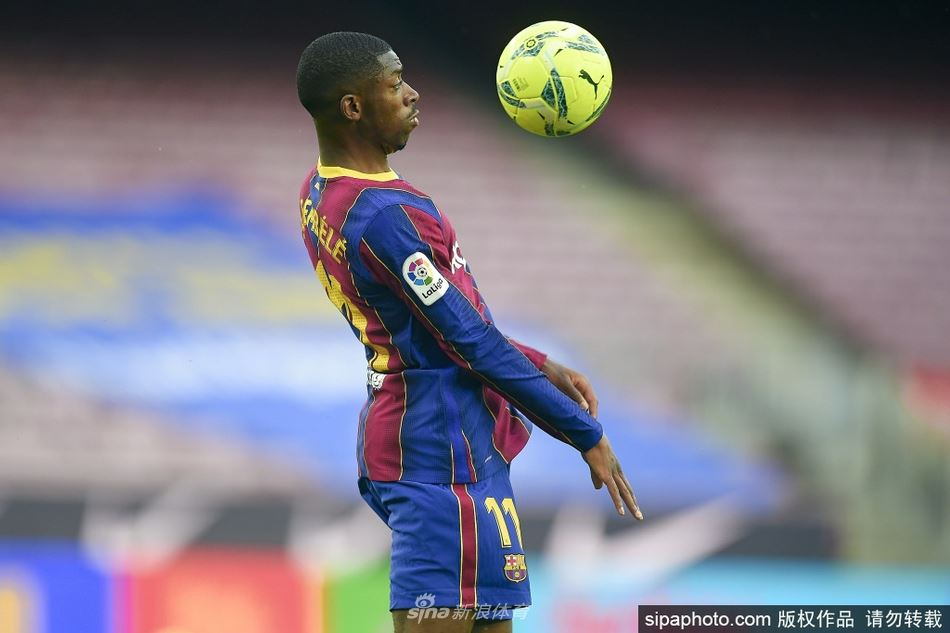 登贝莱加盟巴萨以来已受伤13次 共伤缺670天（登贝莱在巴萨踢什么位置）