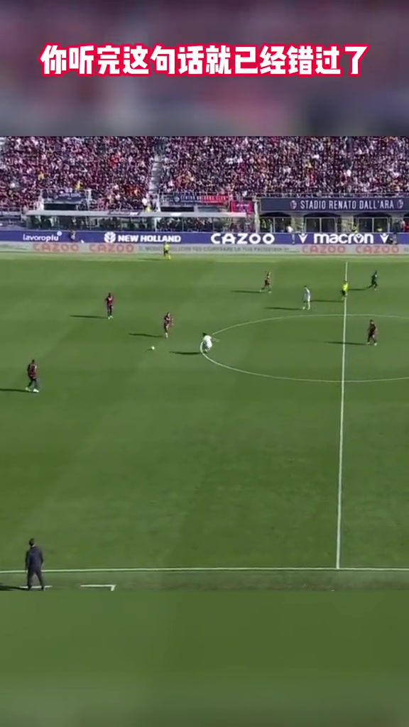 （孙铭徽 赵睿）孙铭徽送出空中折叠妙传，赵睿空位接球三分命中