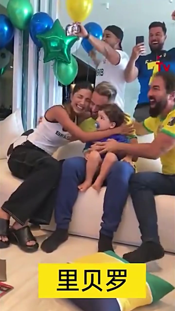 （赵睿打球厉害吗）及时止血！赵睿突入内线强硬上篮打进并打成犯规