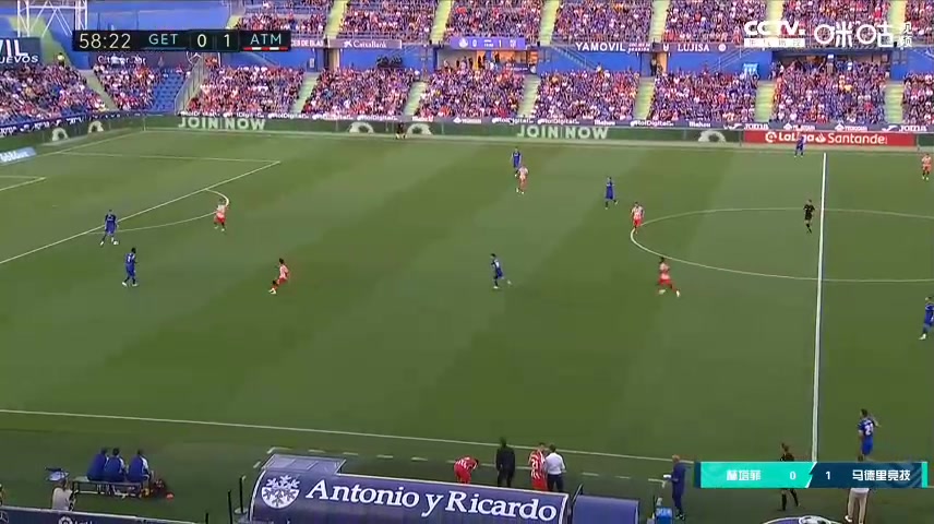 没有对比就没有伤害！巴克利以为穿上希罗的衣服就能一样帅气