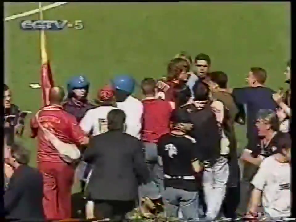 （开拓者队麦科勒姆）欢迎回家！开拓者主场致敬CJ-麦科勒姆