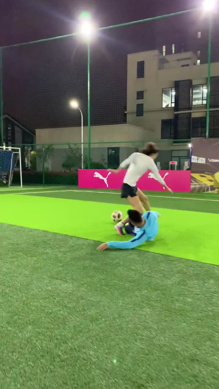 （库里维金斯合作的一场评价）你羡慕库里的爱情 那维金斯的又何尝不是呢