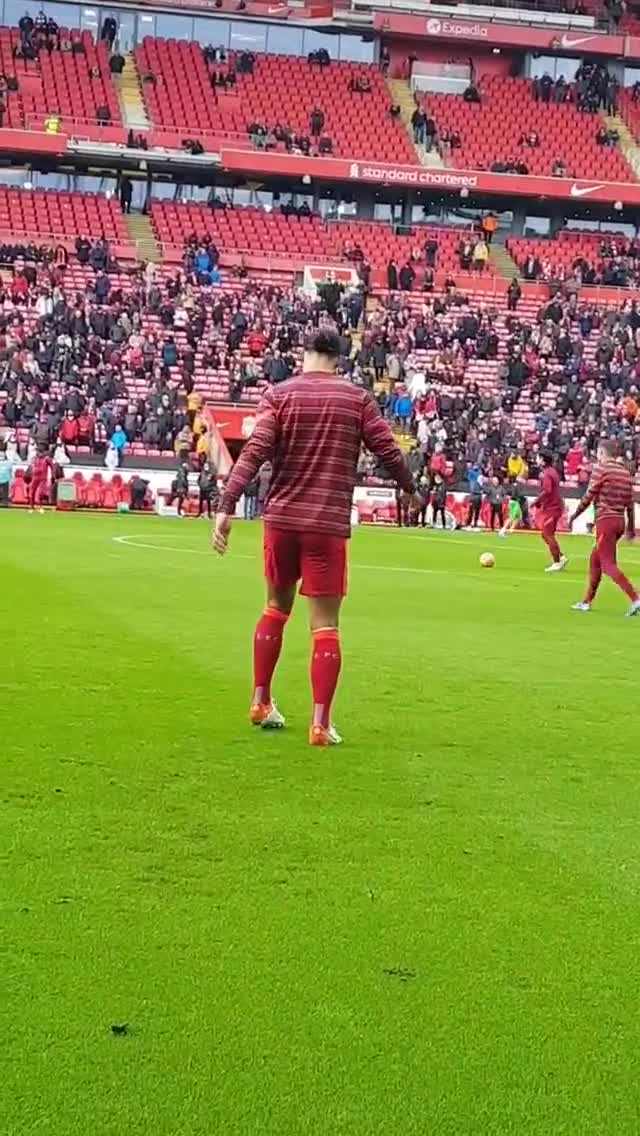 (篮网 徐静雨)徐静雨谈篮网费城交易:哈登依旧可靠,篮网亏了