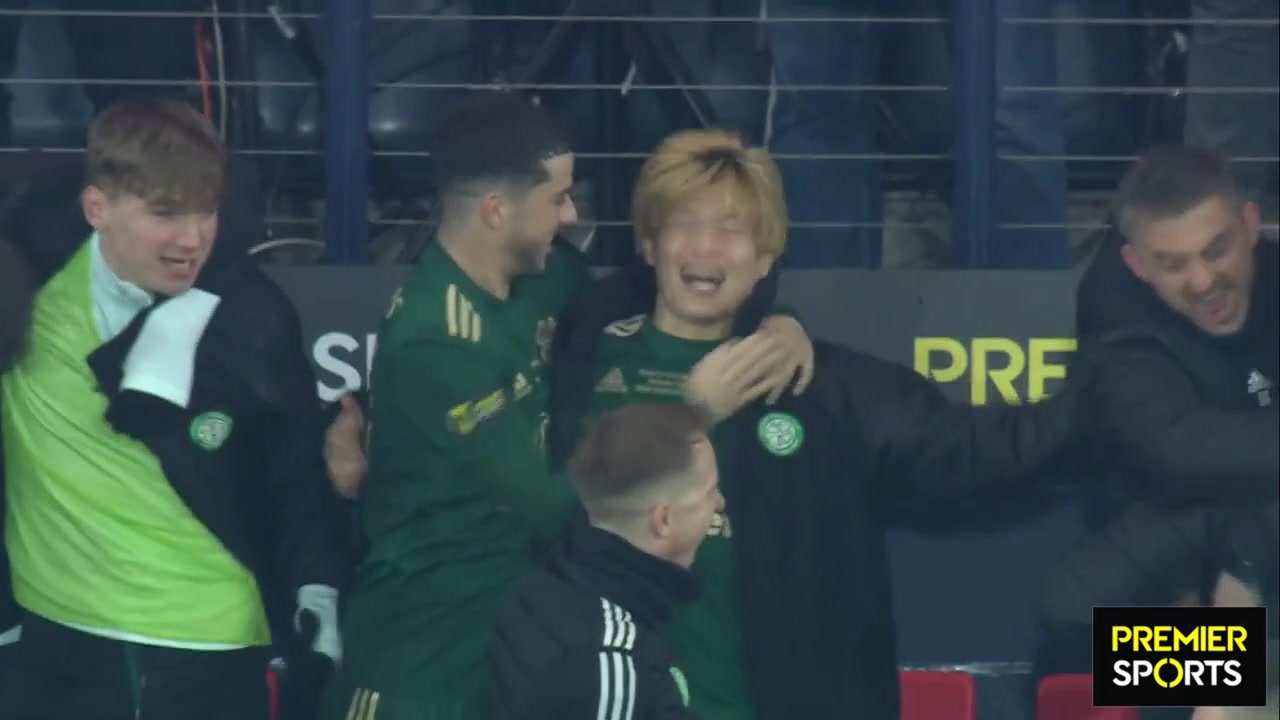 （欧洲足球解说）绝杀！反绝杀！反反绝杀！欧洲球赛解说员情绪失控嚎啕大哭