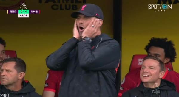 （唐斯扣篮集锦）情况不妙！唐斯扣篮重重摔倒在地 尾椎受伤下场检查