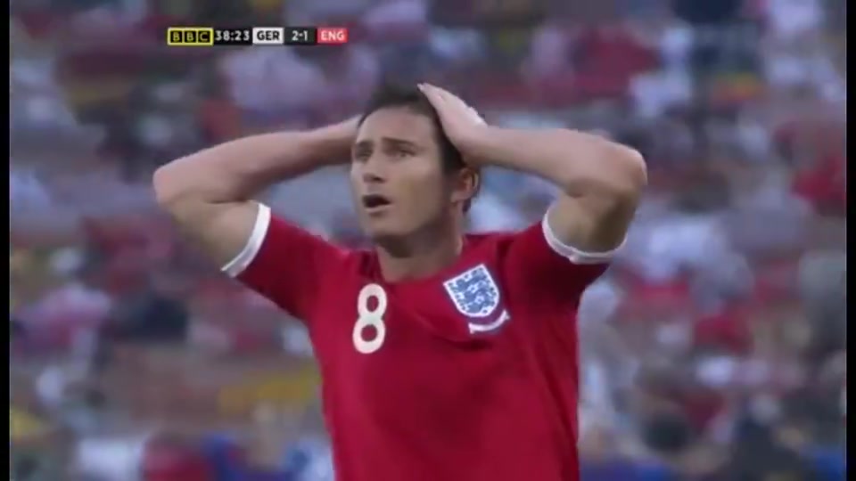 （高诗岩怎么了）“有仇”？高诗岩“怒砸”小鲨鱼一脸