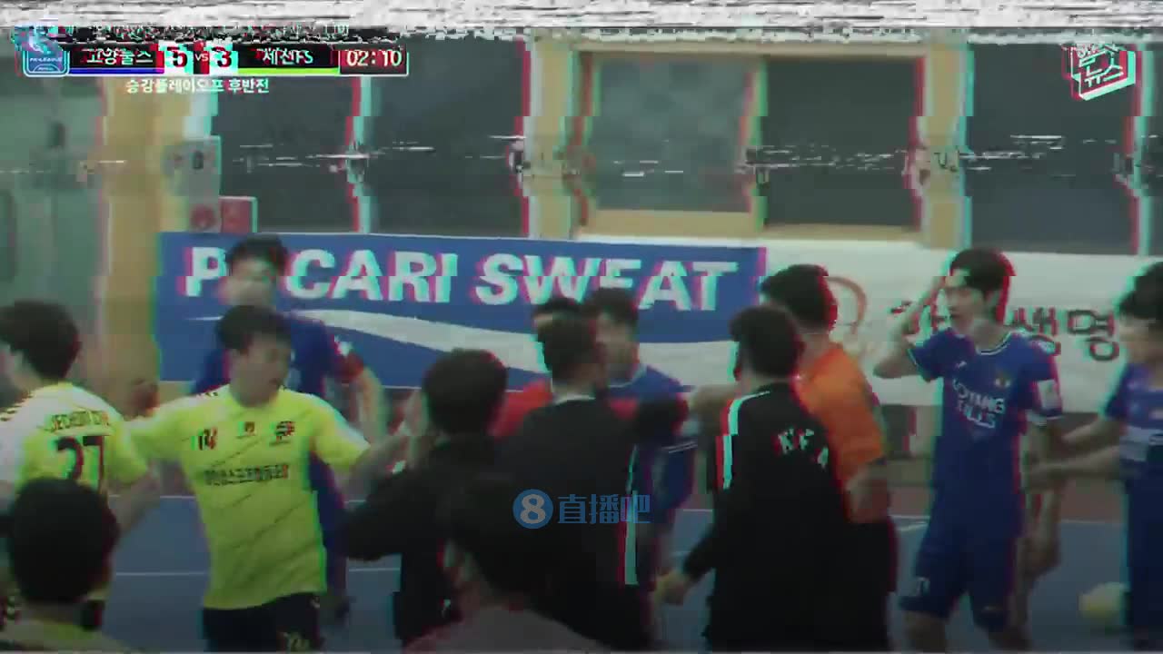 太猛了！张镇麟单臂空接暴扣 这球给几分？