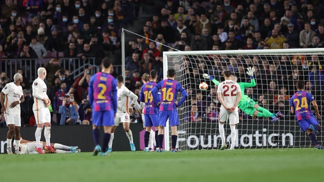 （杨舒予 杨力维）杨舒予：姐姐(杨力维)对我的要求很严格