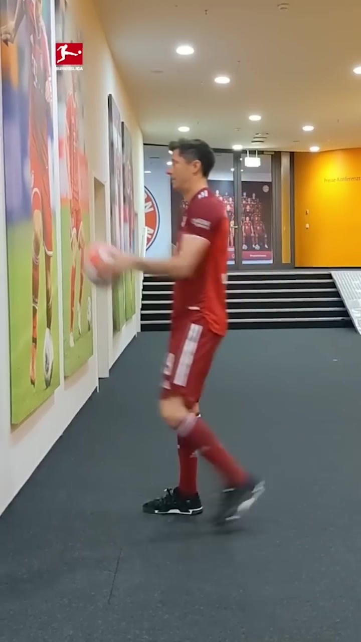 （篮网交易德罗赞）德罗赞：篮网三巨头都能够配合的很好，我跟詹眉也能共存