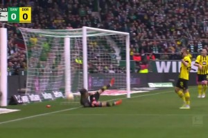 德甲-吉腾斯替补破僵布兰特建功穆科科伤退 多特2-0不莱梅取5连胜