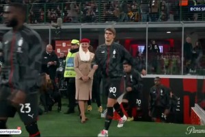 意杯-AC米兰加时0-1遭十人都灵淘汰 CDK中框吉鲁失良机（意甲:ac米兰客场7-0狂胜都灵）