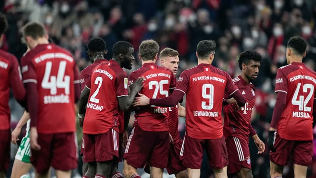 德甲-莱万两球科曼世界波夸西处子球 拜仁4-0柏林联（莱万双响拜仁5:1大胜科隆）