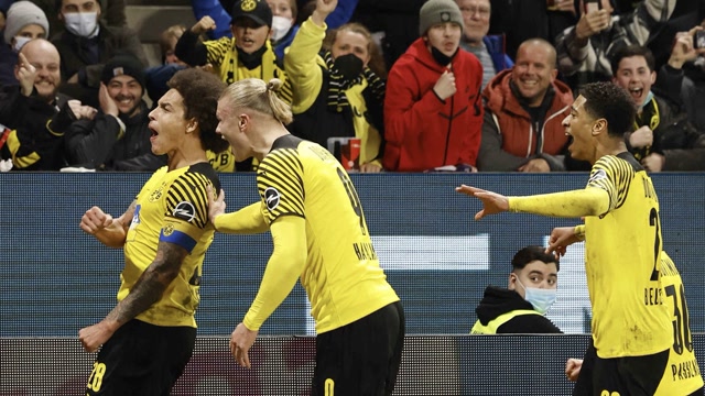 德甲-维特塞尔绝杀雷纳任意球助攻 多特客场1-0美因茨仍居第二（维特塞尔转会多特蒙德始末）